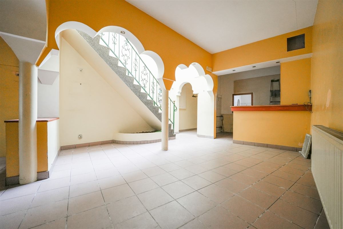 Agence Immobilière à Rocourt, Liège : Immeuble commercial à vendre : Rue Large Voie 31 4040 HERSTAL