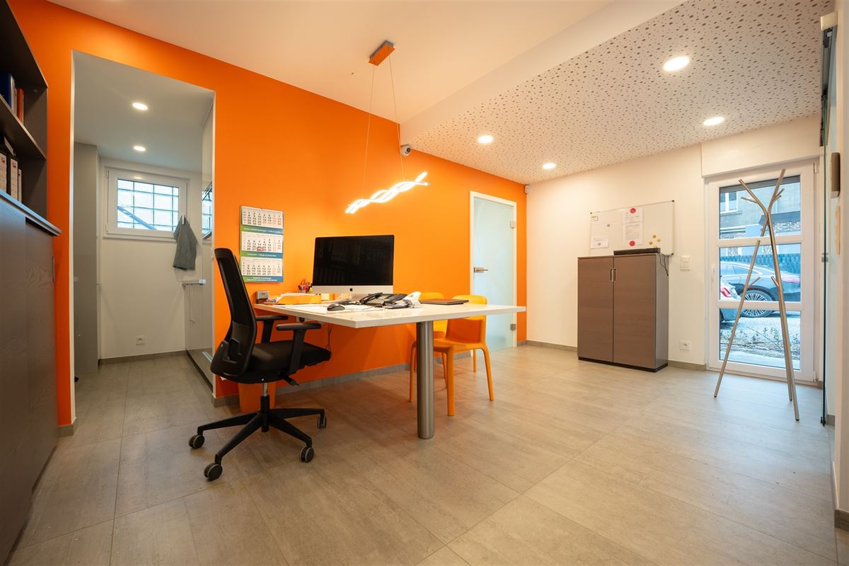 Agence Immobilière à Rocourt, Liège : Entrepôt à vendre : Rue de Fooz 4 4340 AWANS