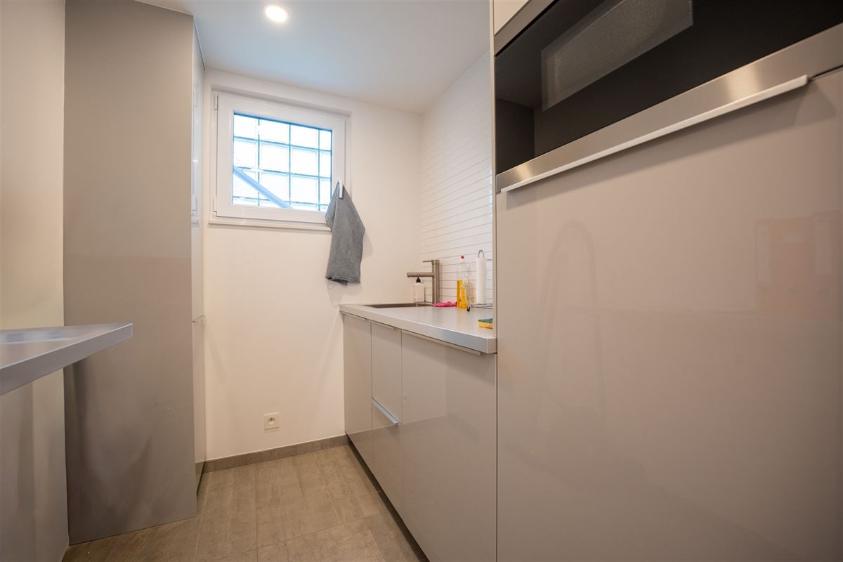 Agence Immobilière à Rocourt, Liège : Entrepôt à vendre : Rue de Fooz 4 4340 AWANS