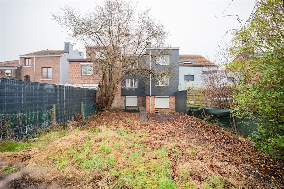 Agence Immobilière à Rocourt, Liège : Appartement à vendre : Rue de Herve 232 4030 GRIVEGNEE