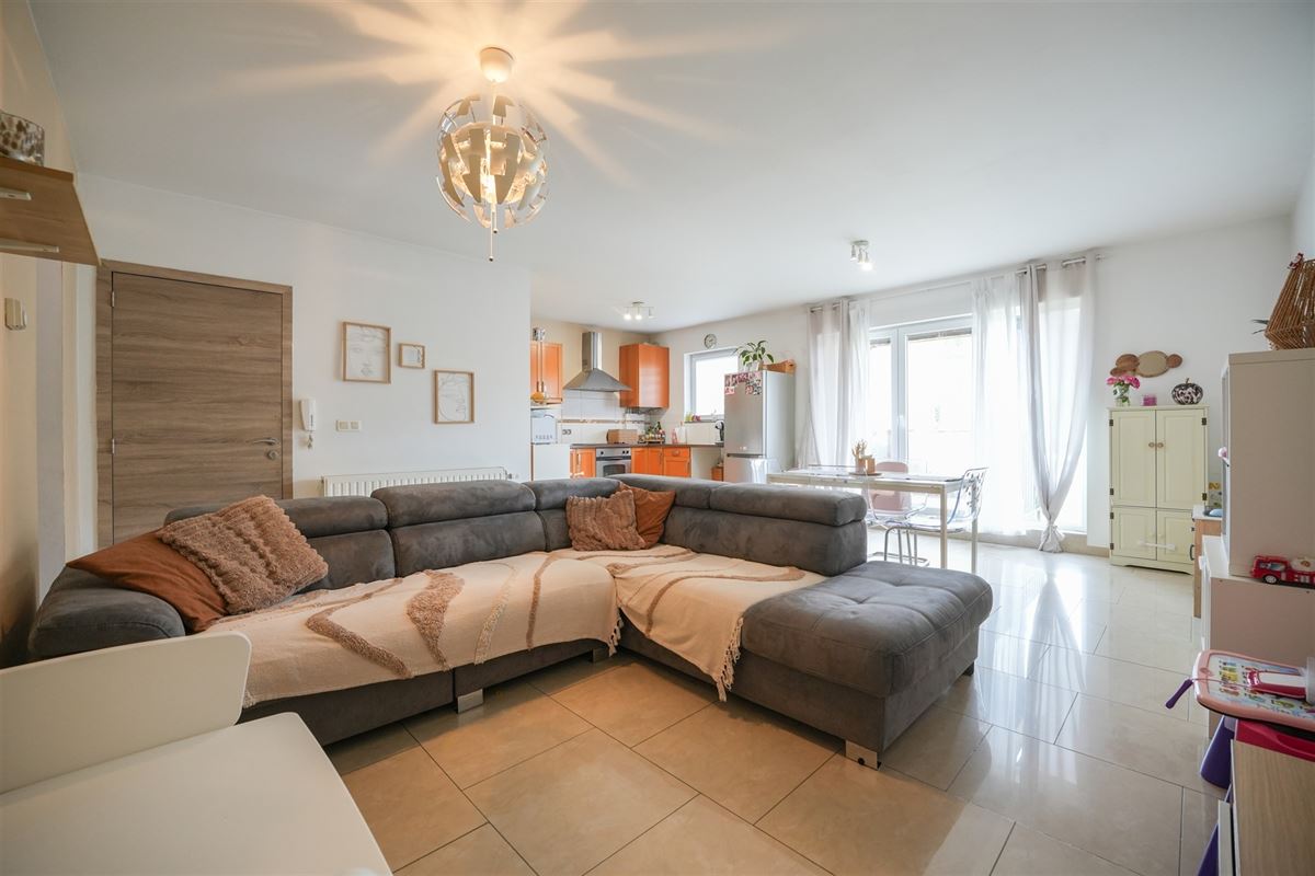 Agence Immobilière à Rocourt, Liège : Appartement à vendre : Rue de la Cité 77 4683 VIVEGNIS