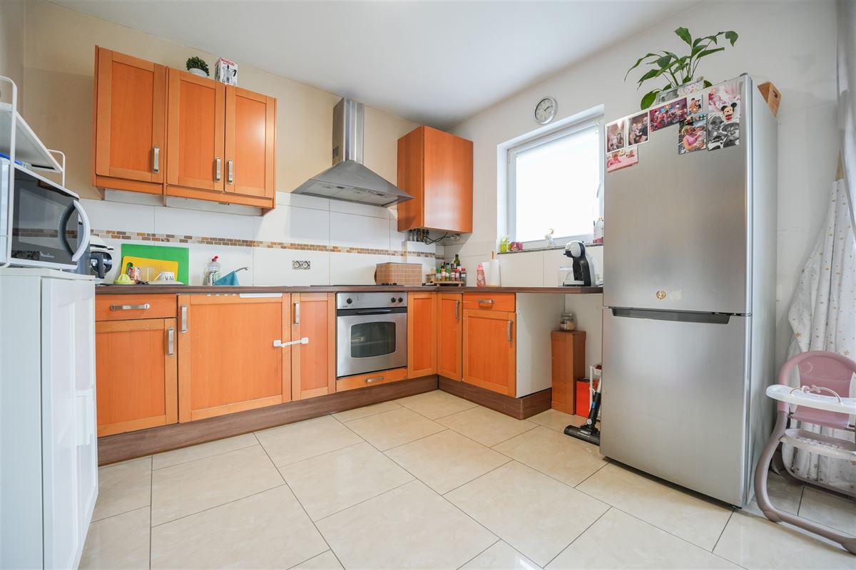 Agence Immobilière à Rocourt, Liège : Appartement à vendre : Rue de la Cité 77 4683 VIVEGNIS