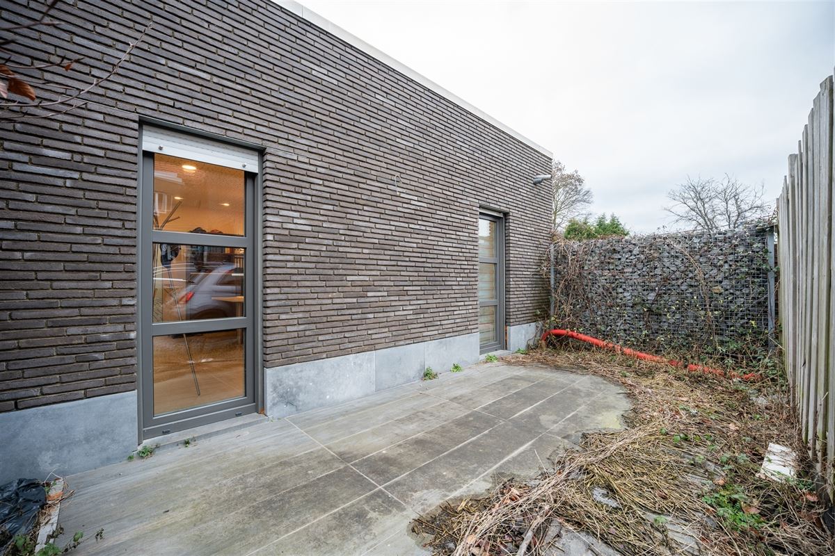 Agence Immobilière à Rocourt, Liège : Entrepôt à vendre : Rue de Fooz 4 4340 AWANS