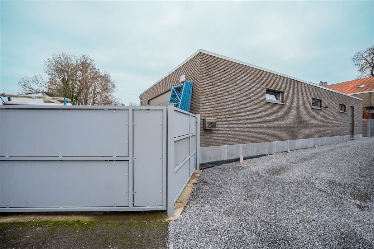 Agence Immobilière à Rocourt, Liège : Entrepôt à vendre : Rue de Fooz 4 4340 AWANS