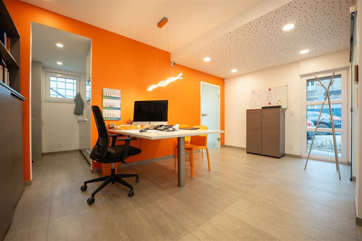 Agence Immobilière à Rocourt, Liège : Entrepôt à vendre : Rue de Fooz 4 4340 AWANS