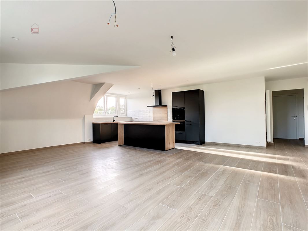 Image 1 : Appartement à 1330 RIXENSART (Belgique) - Prix 1.100 €