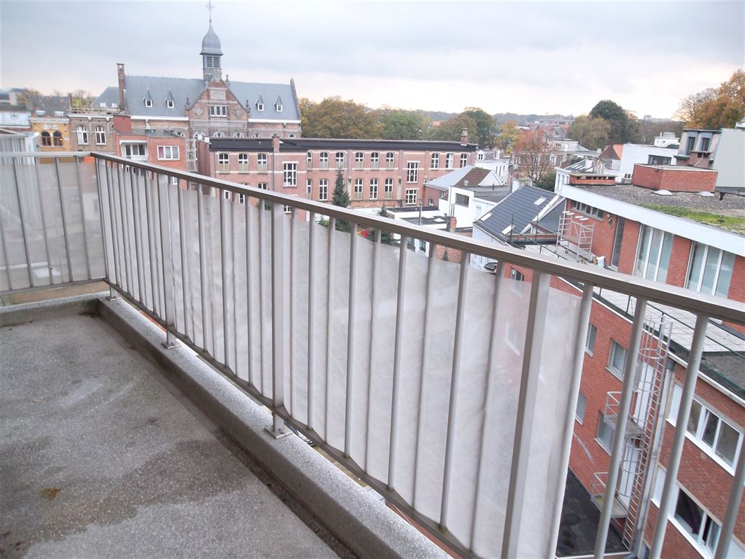 Foto 11 : Appartement te 2600 BERCHEM (België) - Prijs € 935