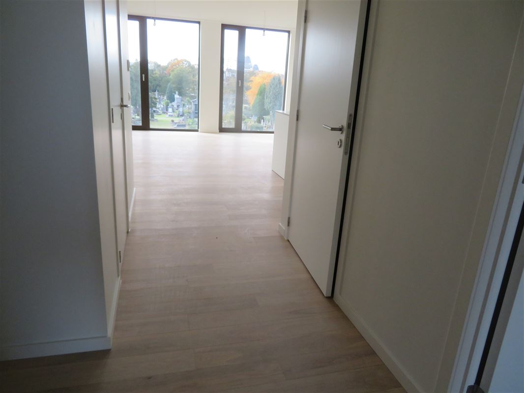 Image 9 : Apartment IN 2600 Berchem (Belgium) - Price 1.250 €