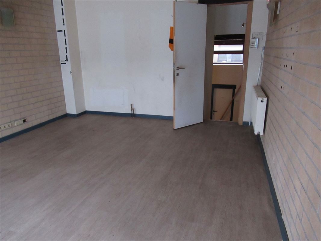 Foto 8 : Kantoren te 2000 ANTWERPEN (België) - Prijs € 850
