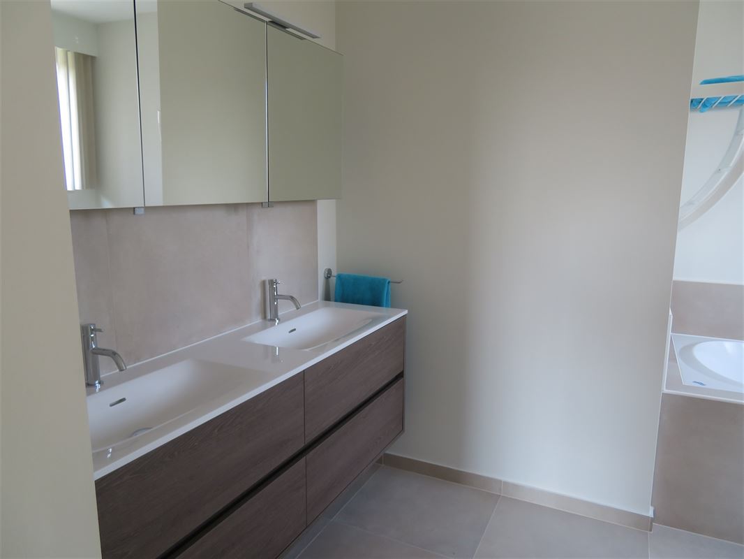 Image 21 : Villa IN 2930 Brasschaat (Belgium) - Price 2.950 €
