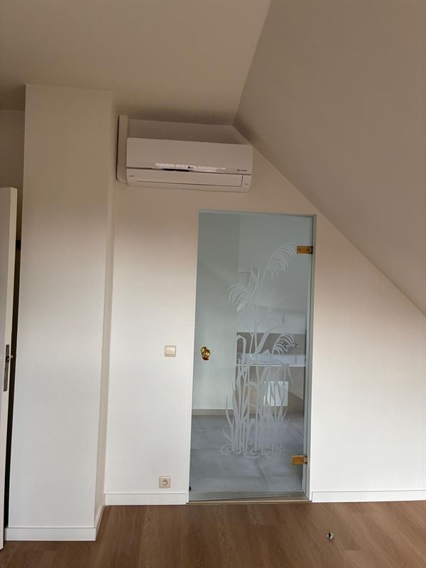 Image 20 : Villa IN 2930 Brasschaat (Belgium) - Price 2.950 €