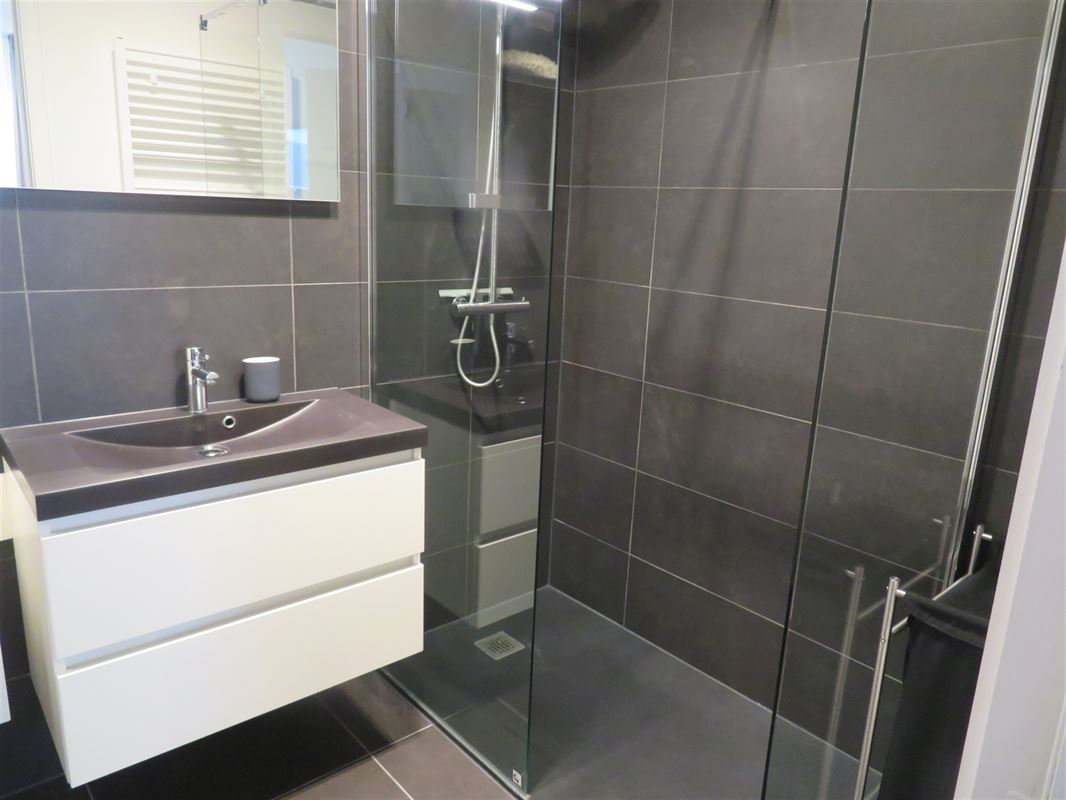 Image 14 : Apartment IN 2000 Antwerpen (Belgium) - Price 1.650 €