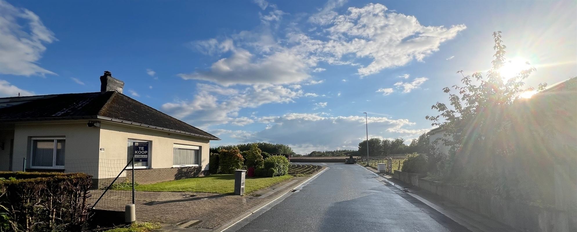 Landelijke woning in open karakter in een doodlopende straat naar een landbouwzone