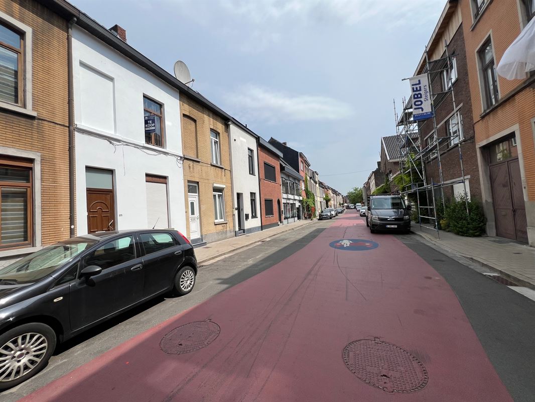 Instapklare woning in Sint Amandsberg zonder tuin noch koer