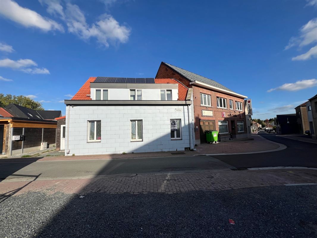 Landelijke woning met 4 kamers en 2 badkamers met tuintje