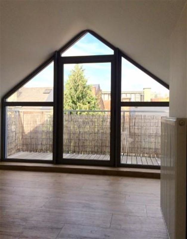 Superbe penthouse - l'ascenseur arrive dans l'appartement!