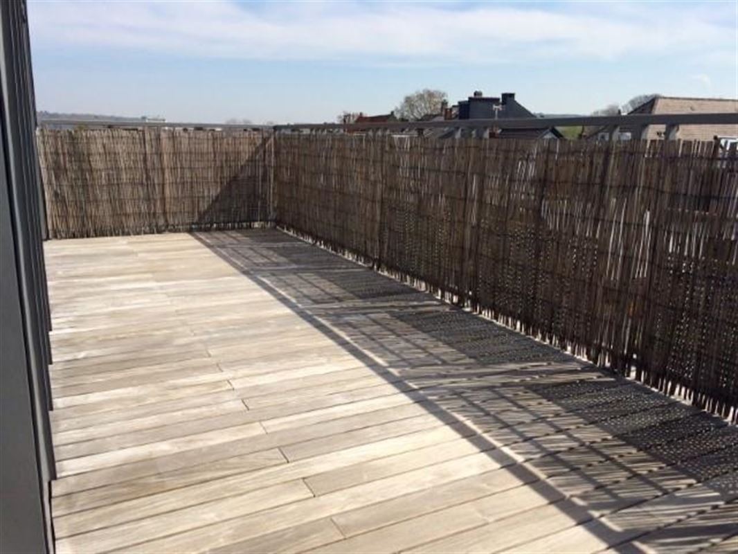 Superbe penthouse - l'ascenseur arrive dans l'appartement!