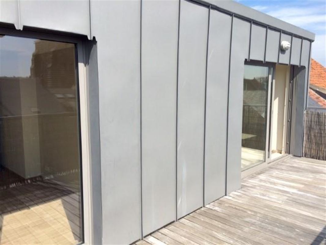 Superbe penthouse - l'ascenseur arrive dans l'appartement!