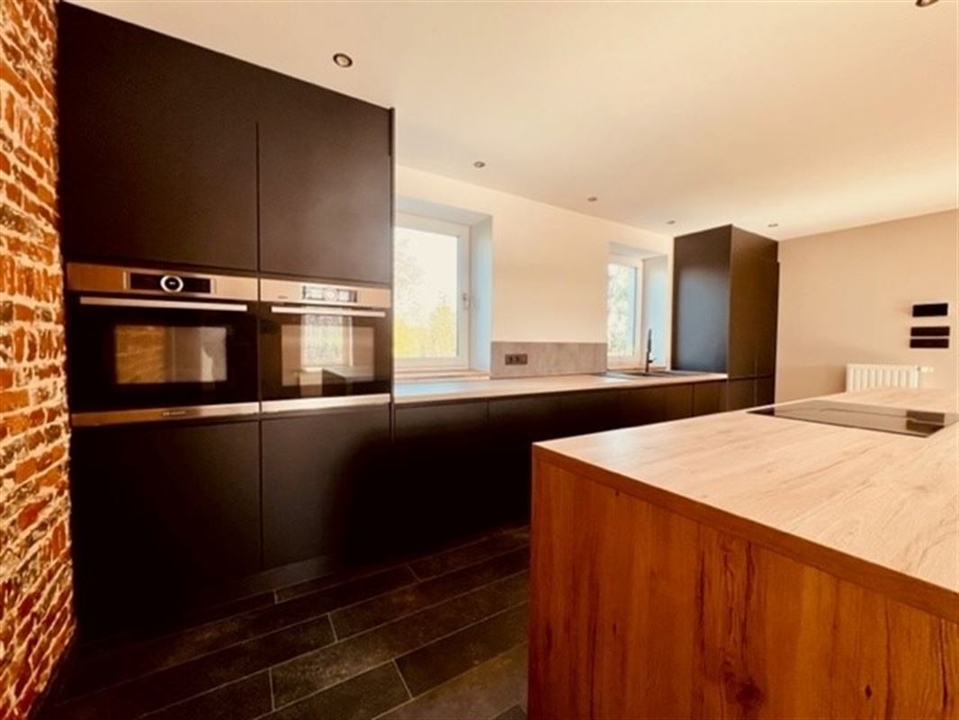 Magnifique triplex 200m2 rénové + jardin 4ares