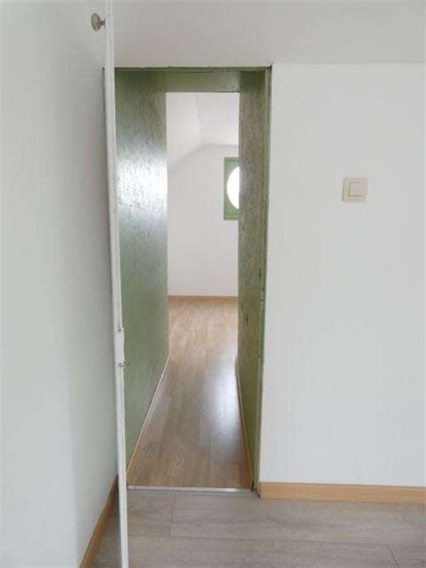 Appartement à l'étage d'une villa à Longueville