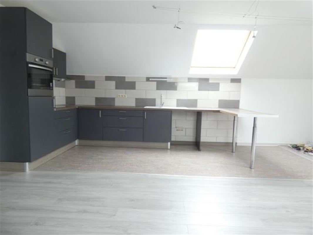 Appartement à l'étage d'une villa à Longueville