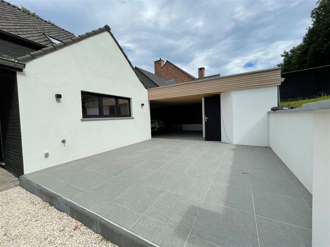 PREMIÈRE OCCUPATION DEPUIS RÉNOVATION COMPLÈTE!!!!