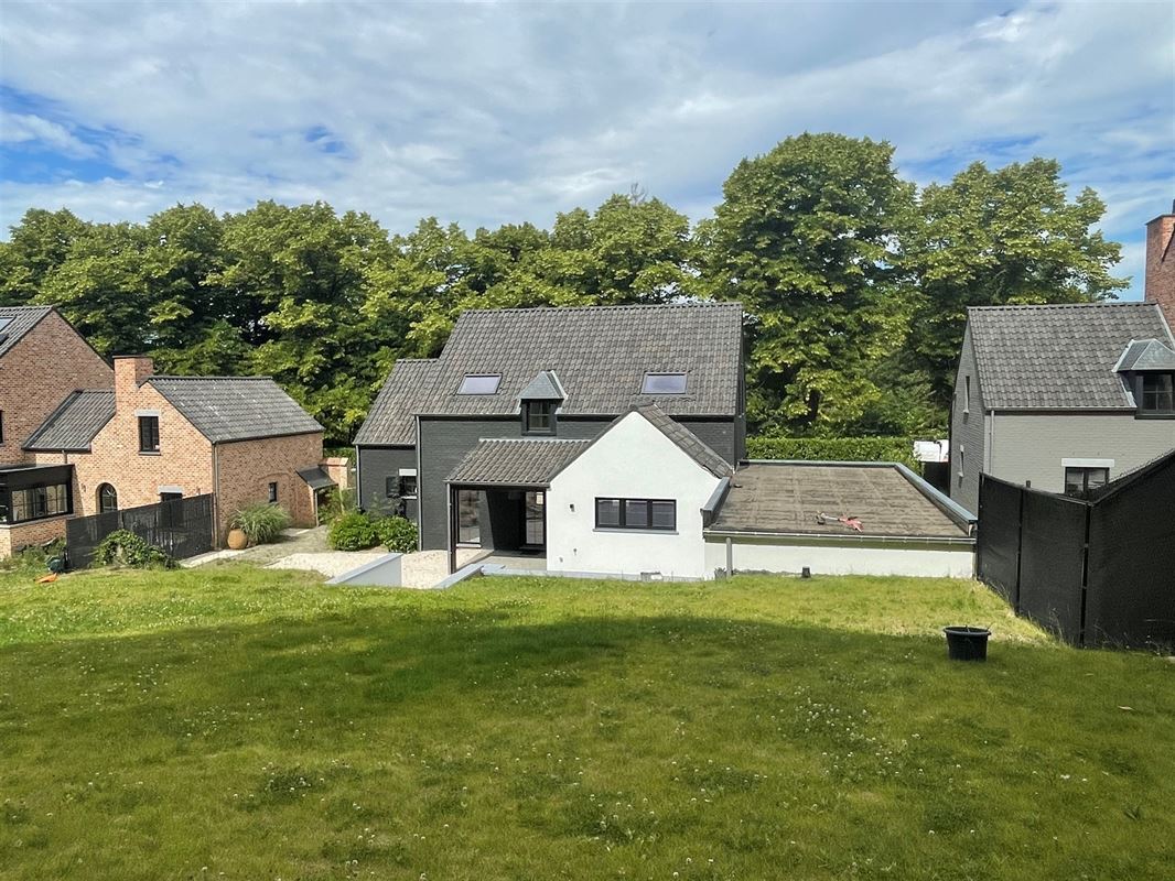 PREMIÈRE OCCUPATION DEPUIS RÉNOVATION COMPLÈTE!!!!