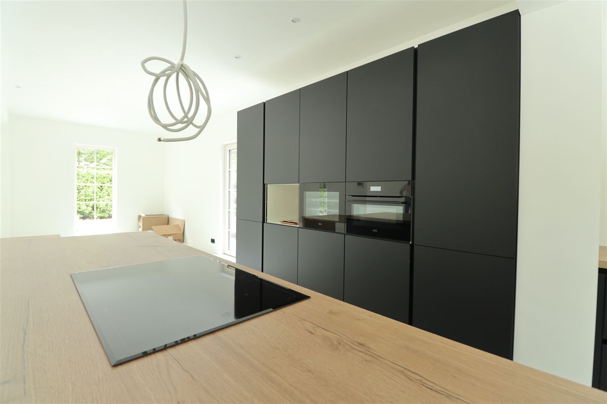 PREMIÈRE OCCUPATION DEPUIS RÉNOVATION COMPLÈTE!!!!