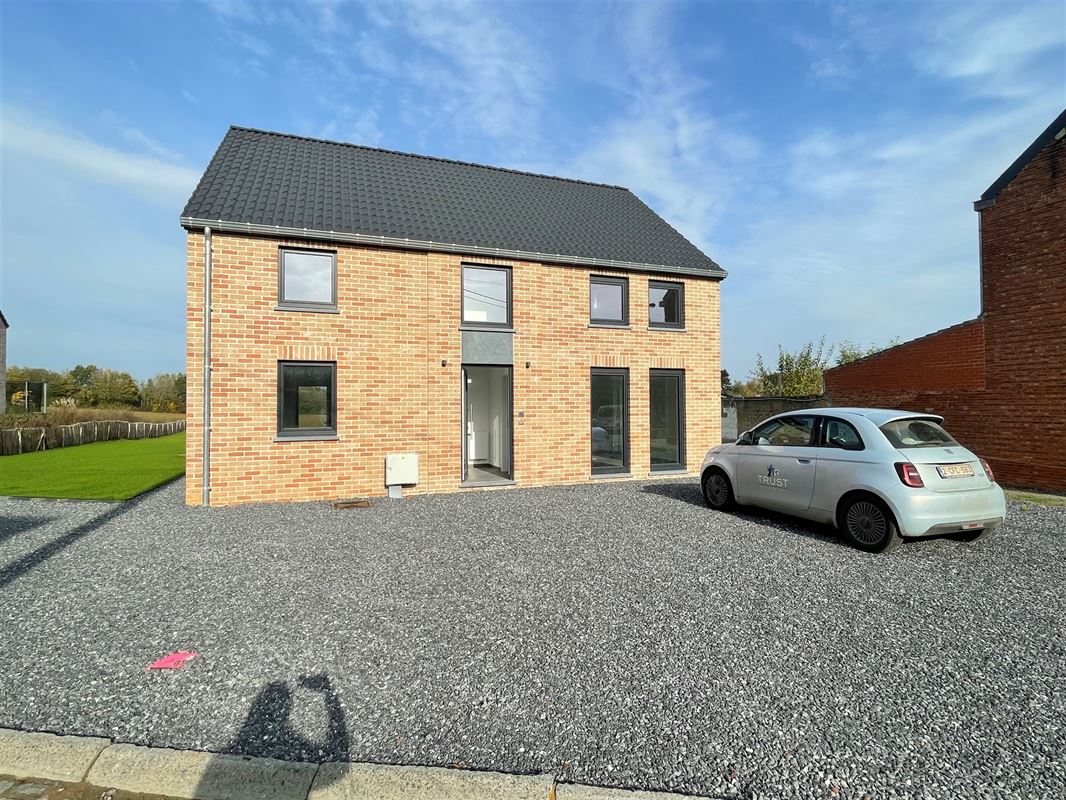 Maison neuve: première occupation!!