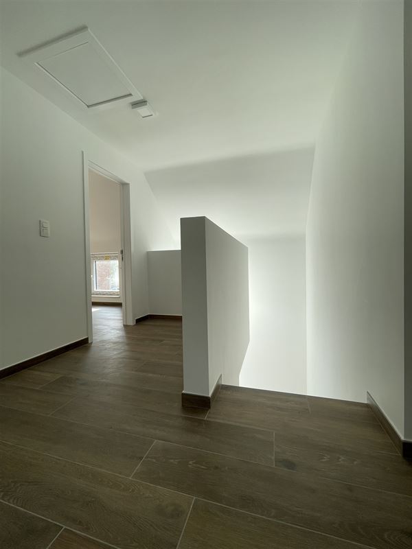 Maison neuve: première occupation!!