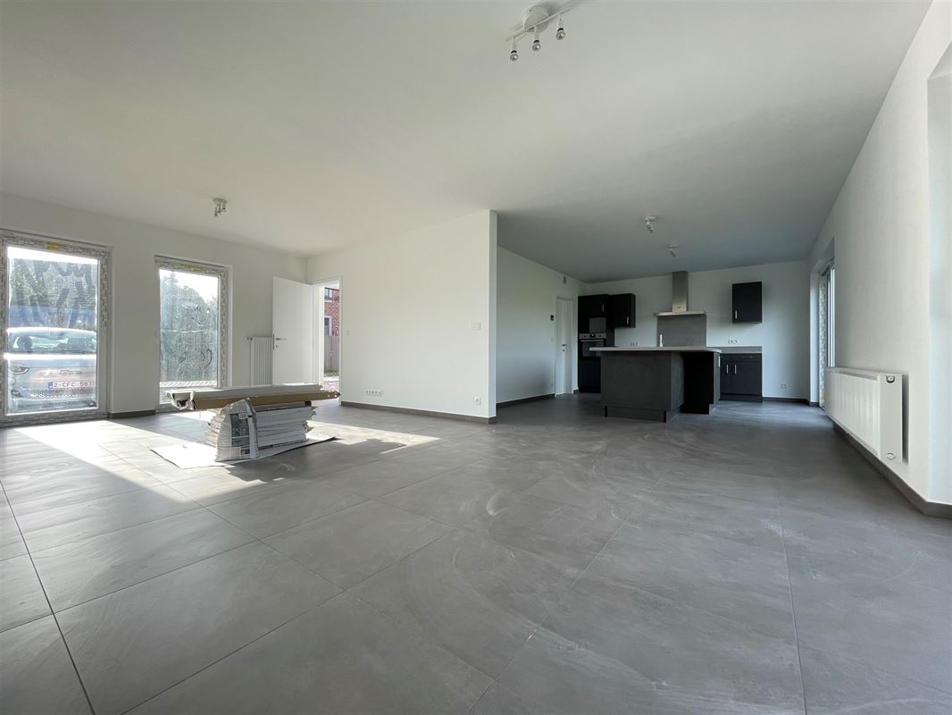 Maison neuve: première occupation!!