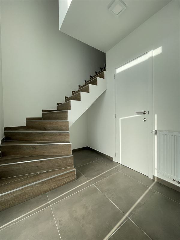 Maison neuve: première occupation!!