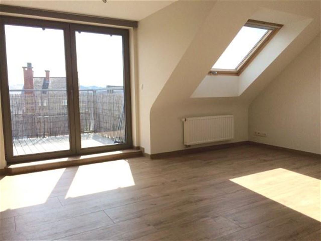 Superbe penthouse - l'ascenseur arrive dans l'appartement!