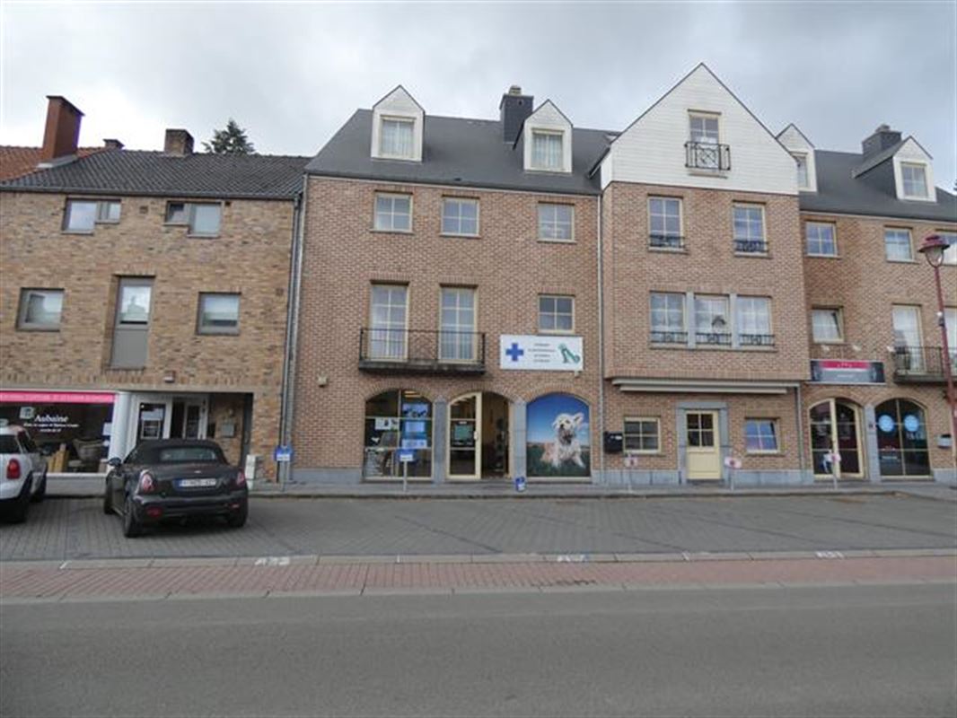 Belle surface commerciale 100m2 en plein centre de Gistoux