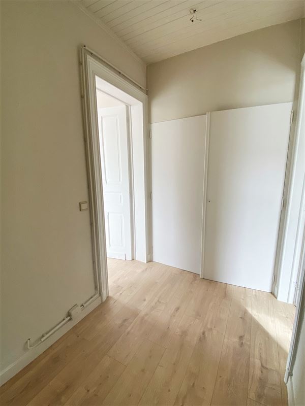 CENTRE DE GREZ - ENTREE PRIVEE - PETIT IMMEUBLE 2 UNITÉS