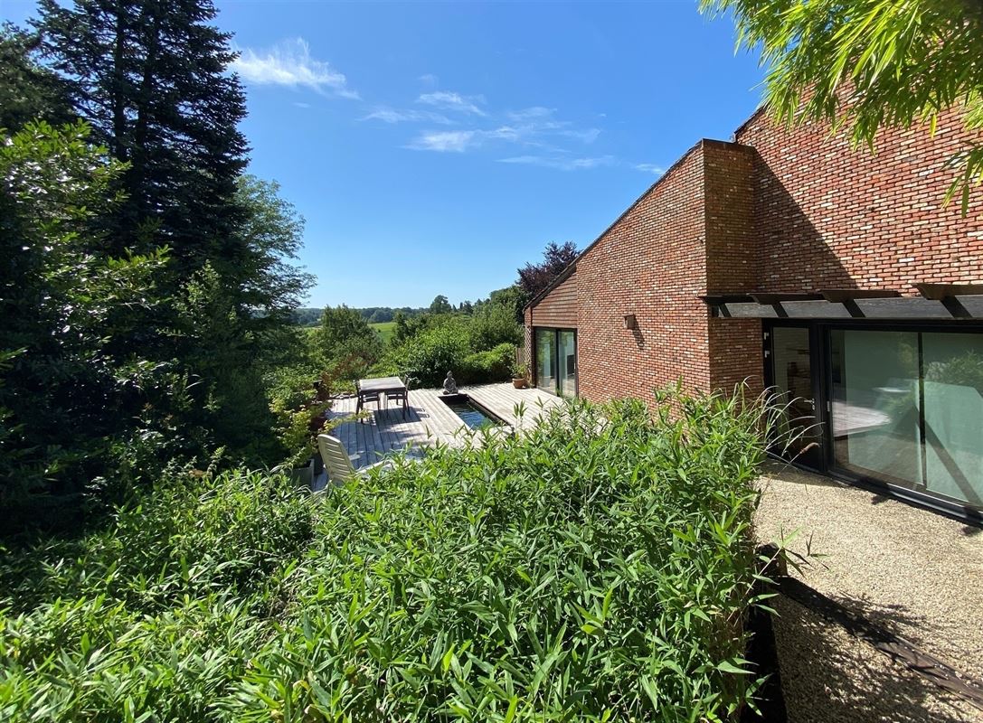 Villa d'exception avec dépendances et à la vue unique