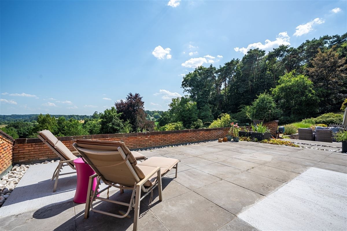 Villa d'exception avec dépendances et à la vue unique