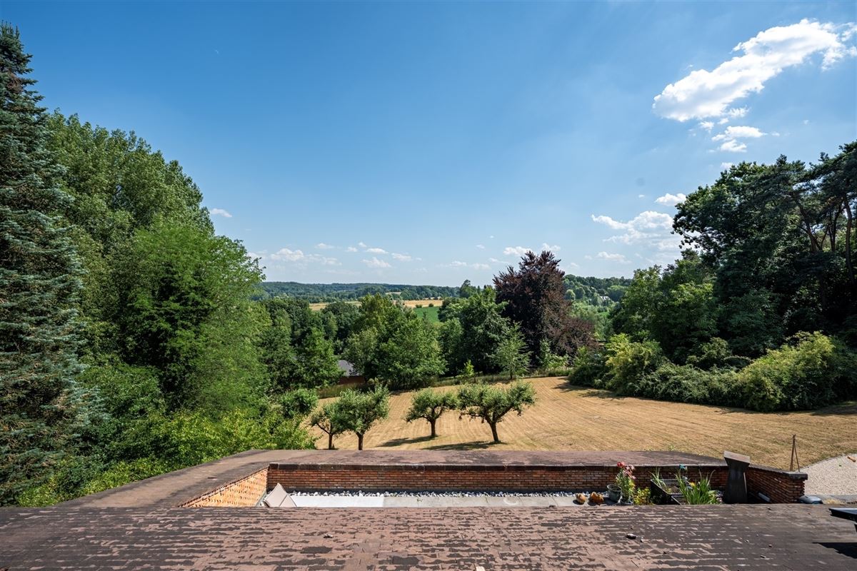 Villa d'exception avec dépendances et à la vue unique