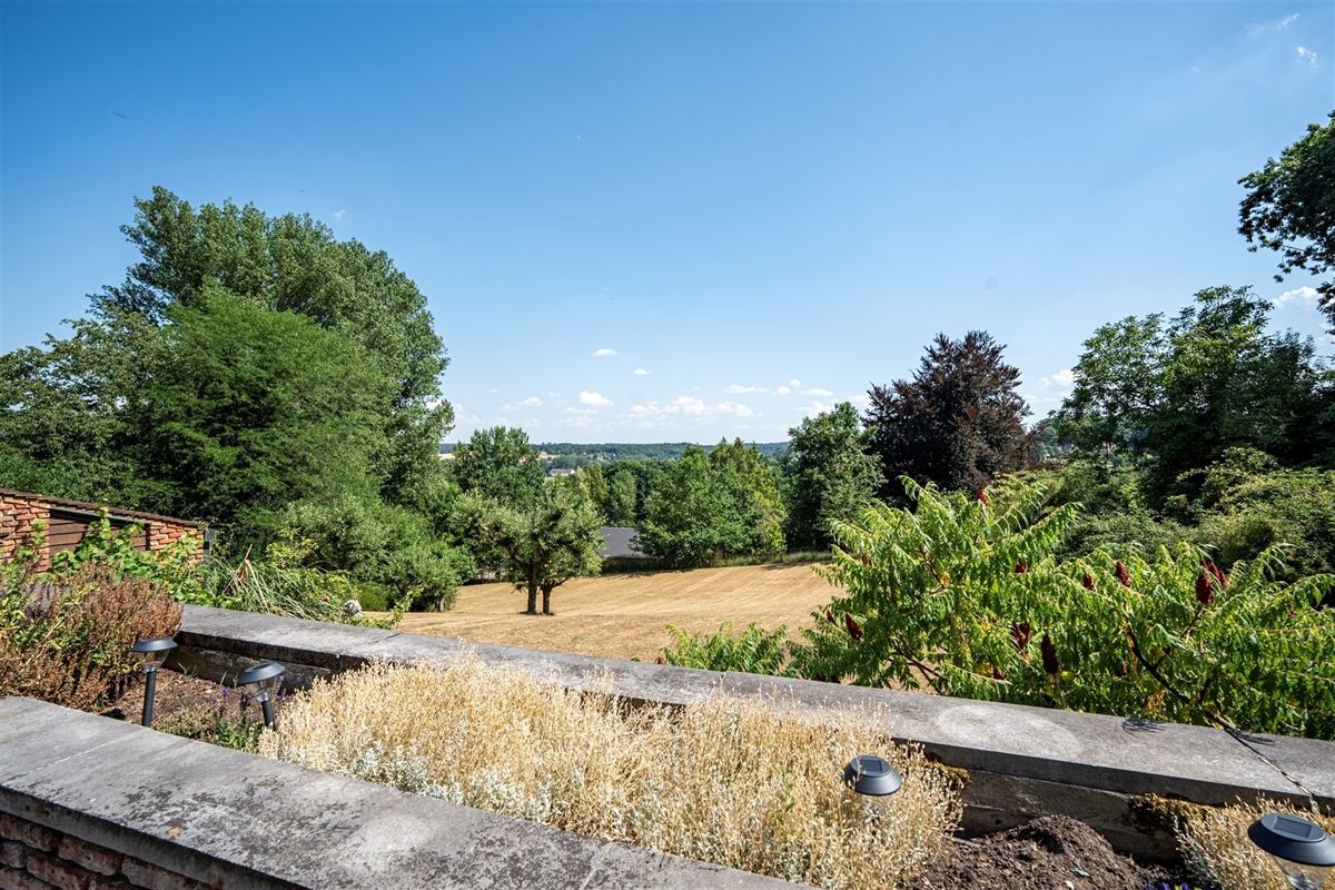 Villa d'exception avec dépendances et à la vue unique