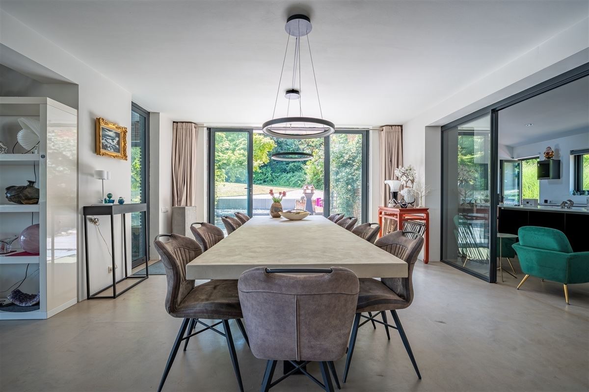 Villa d'exception avec dépendances et à la vue unique