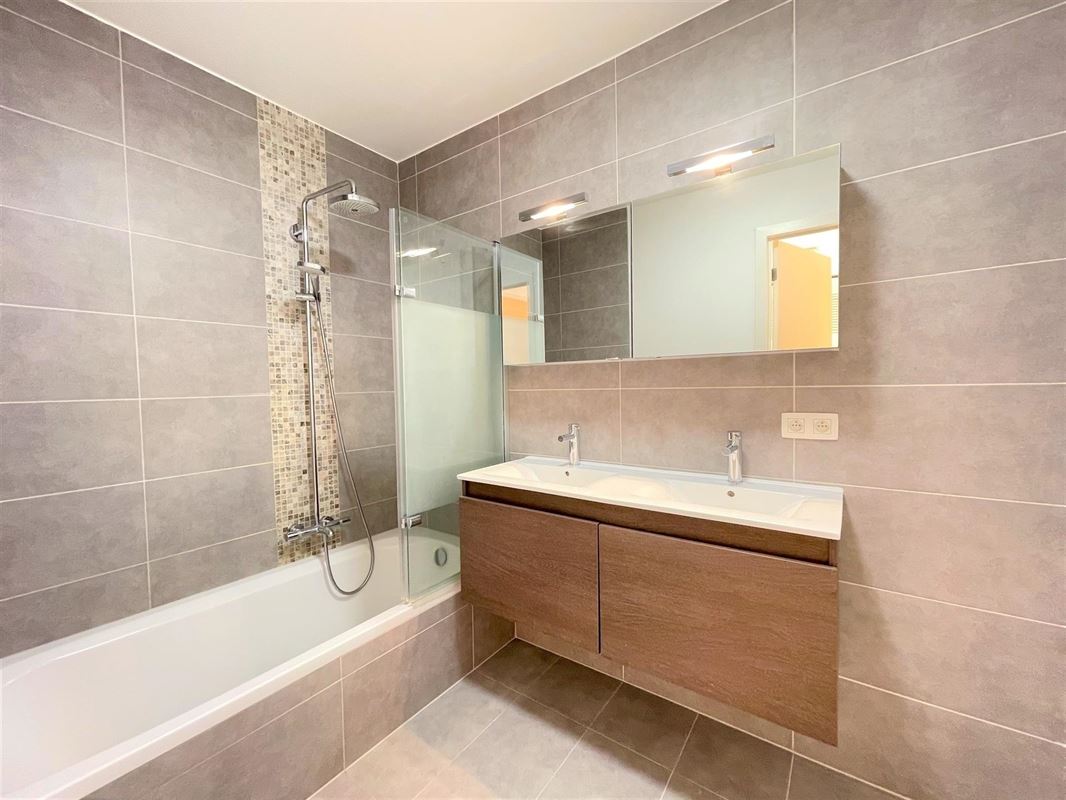 Magnifique appartement avec une vaste terrasse