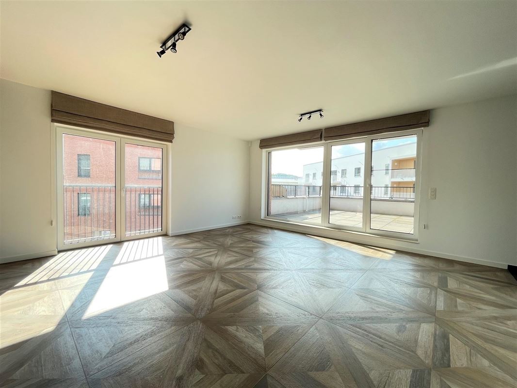 Magnifique appartement avec une vaste terrasse