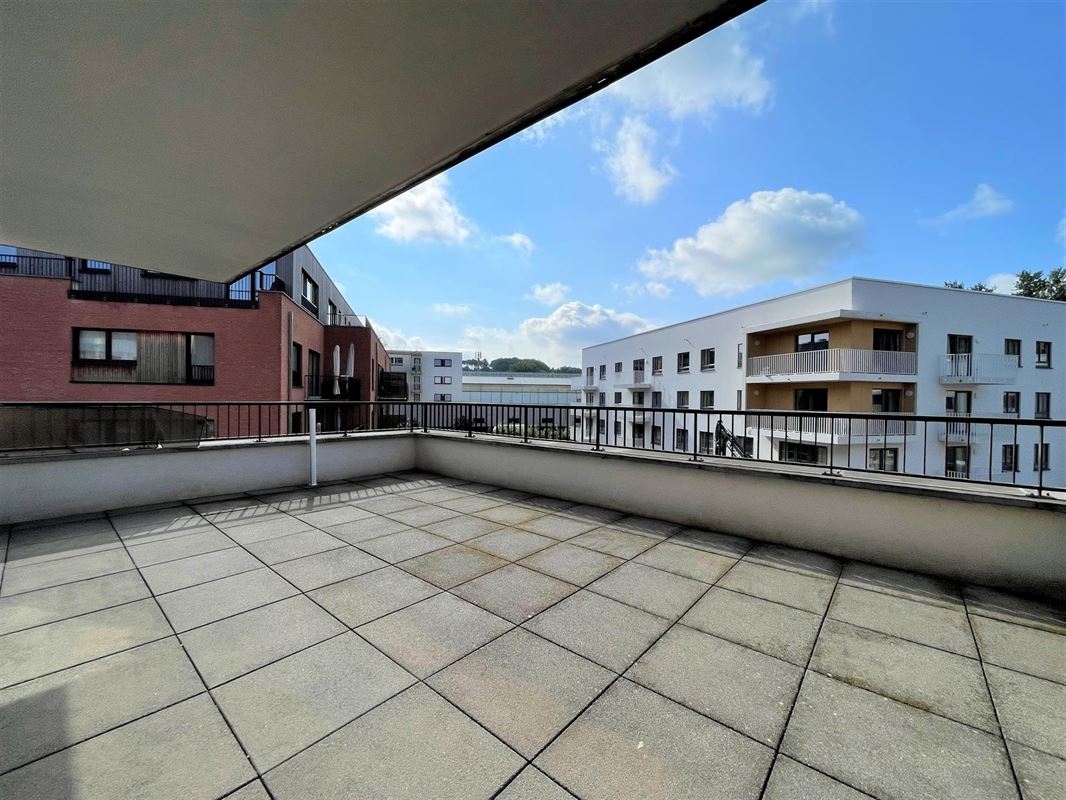 Magnifique appartement avec une vaste terrasse