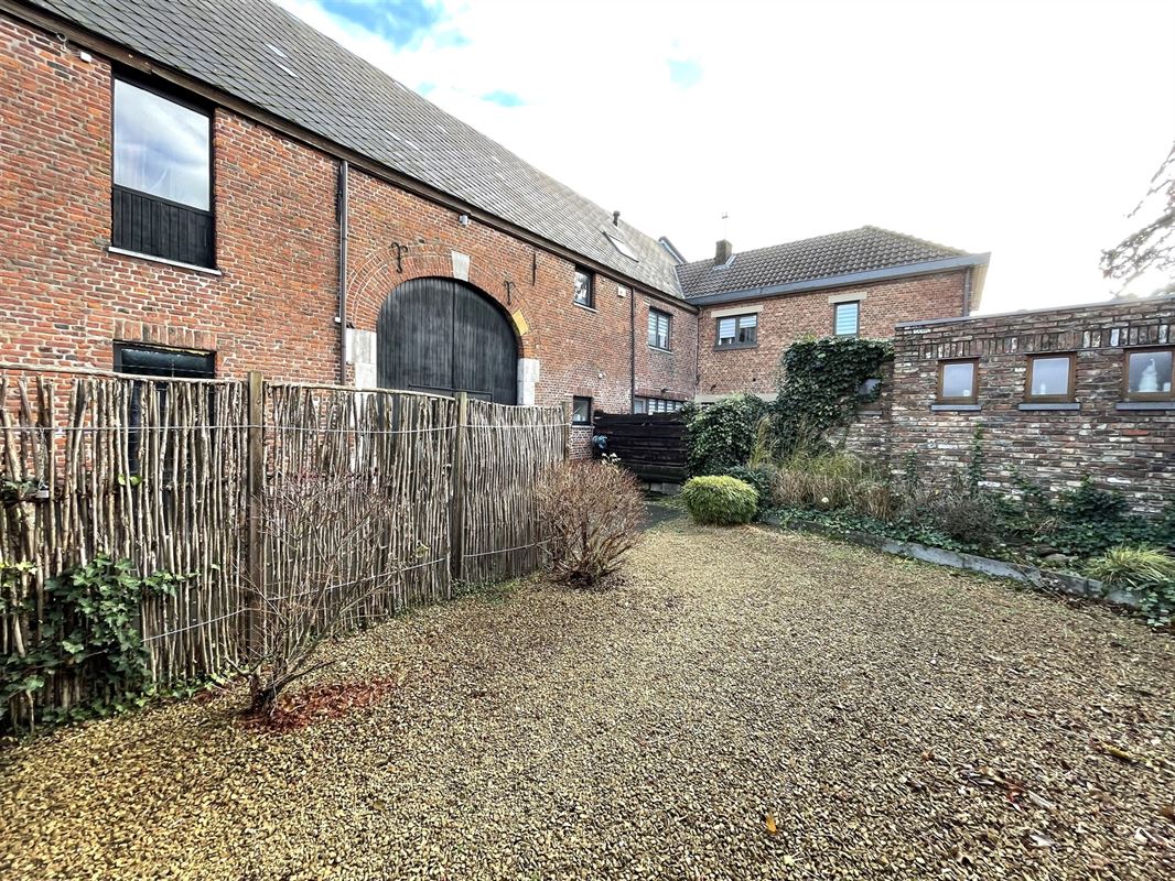 Magnifique immeuble mixte idéalement situé