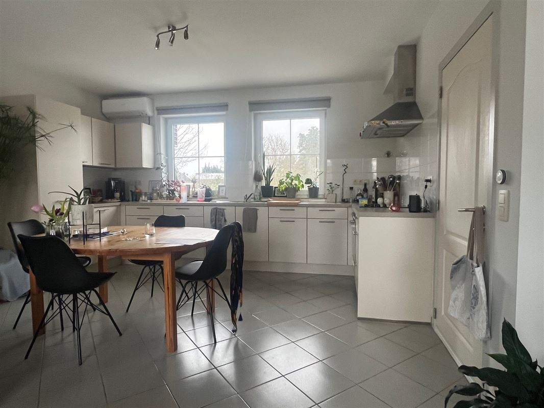 Appartement une chambre d'environ 75M2