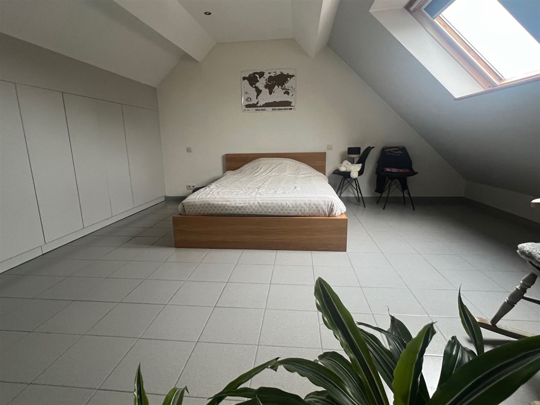 Appartement une chambre d'environ 75M2