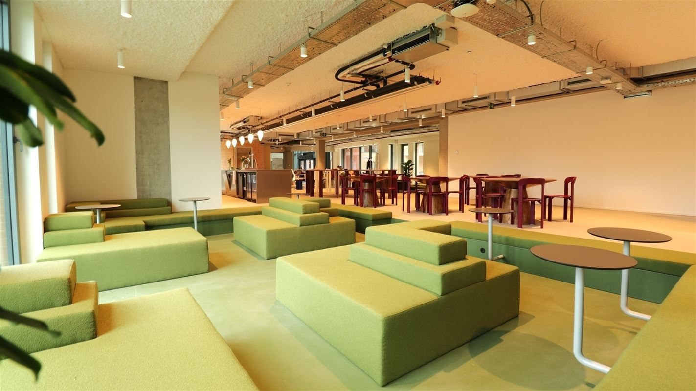 4000 M² DE COWORKING - EPANOUISSEMENT ET PRODUCTIVITE