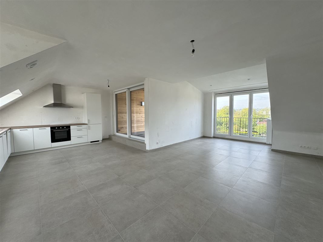 Superbe penthouse 2ch NEUF! Manoir des Tilleuls