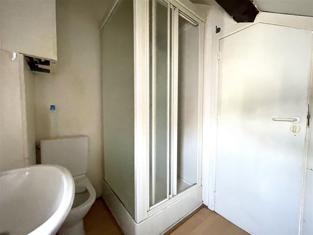 Immeuble mixte (ensemble commercial/maison d'habitation) dans le centre de Wavre