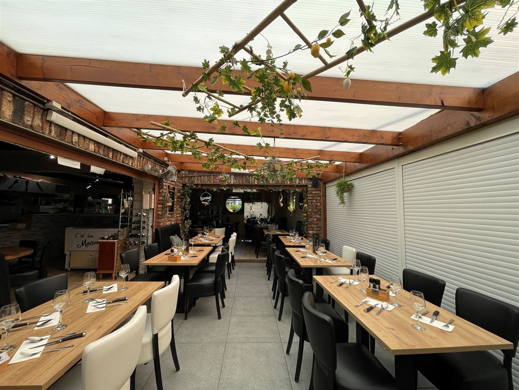 Magnifique immeuble mixte idéalement situé